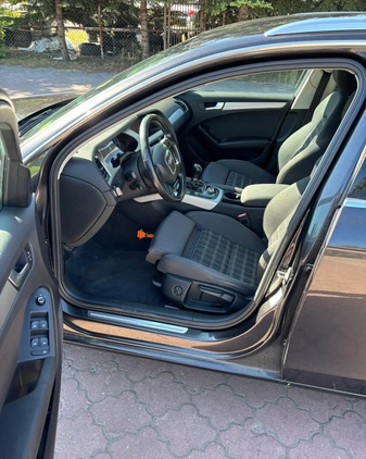 Audi A4 cena 31900 przebieg: 209000, rok produkcji 2011 z Radom małe 137